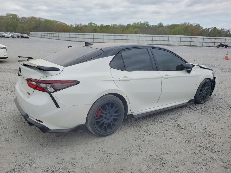 48125626 :رقم المزاد ، 4T1KZ1AK7MU058590 vin ، 2021 Toyota Camry مزاد بيع