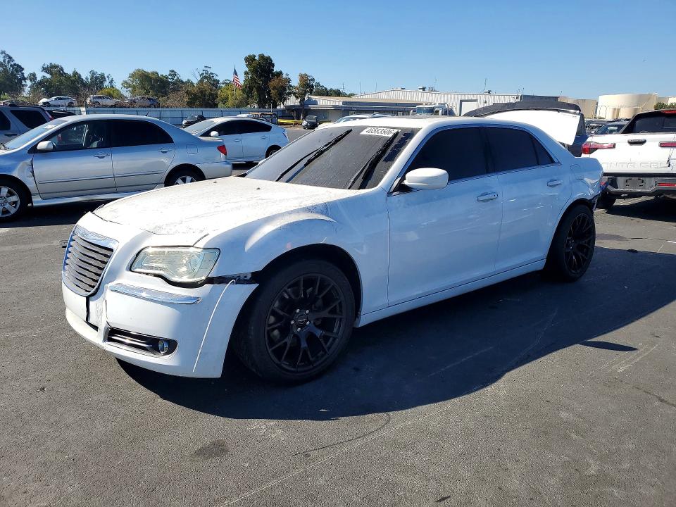 Продажа на аукционе авто 2013 Chrysler 300, vin: 2C3CCABT6DH644464, номер лота: 46583506