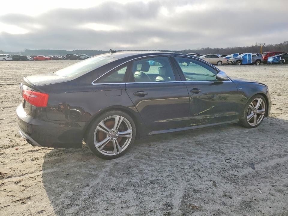 2013 Audi S6 მანქანა იყიდება აუქციონზე, vin: WAUJ2BFC2DN098207, აუქციონის ნომერი: 45463326