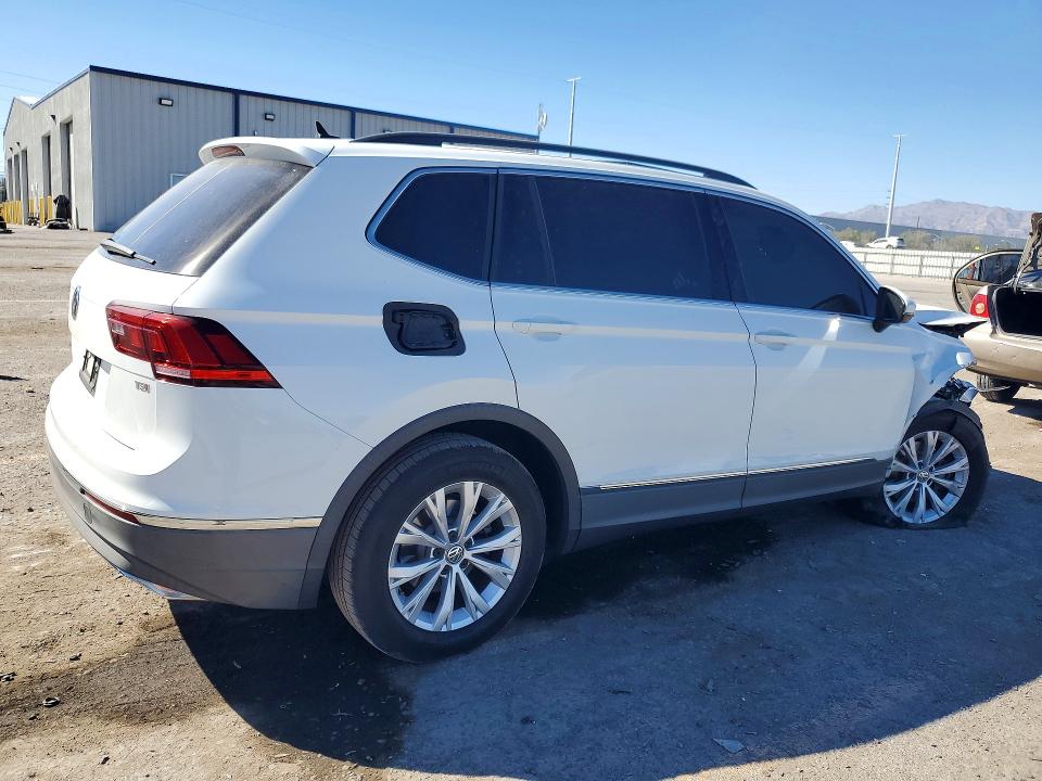2018 Volkswagen Tiguan მანქანა იყიდება აუქციონზე, vin: 3VV3B7AX1JM169410, აუქციონის ნომერი: 47180416