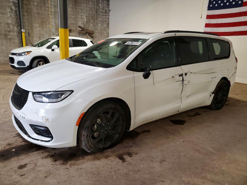 79474865 :رقم المزاد ، 2C4RC1BG5RR184174 vin ، 2024 Chrysler Pacifica مزاد بيع