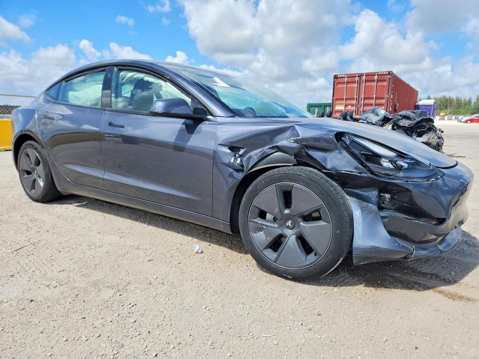 Продаж на аукціоні авто 2023 Tesla Model 3, vin: 5YJ3E1EA0PF671931, номер лоту: 45691016