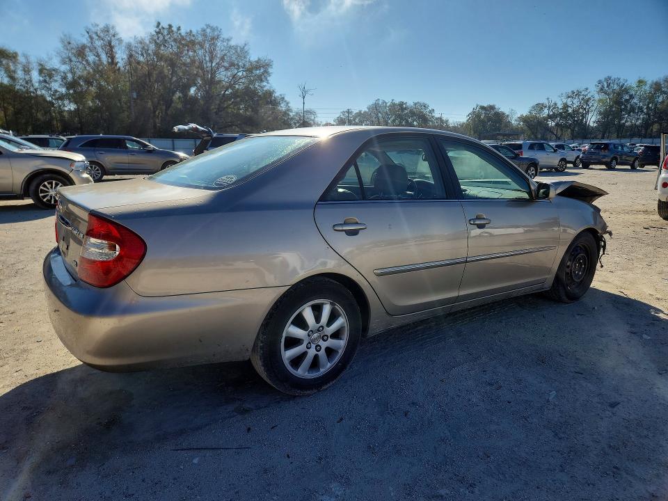 Продаж на аукціоні авто 2002 Toyota Camry, vin: JTDBF30K720001157, номер лоту: 79591045