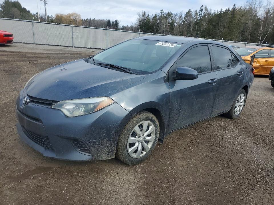 41801116 :رقم المزاد ، 2T1BURHE8FC326399 vin ، 2015 Toyota Corolla مزاد بيع
