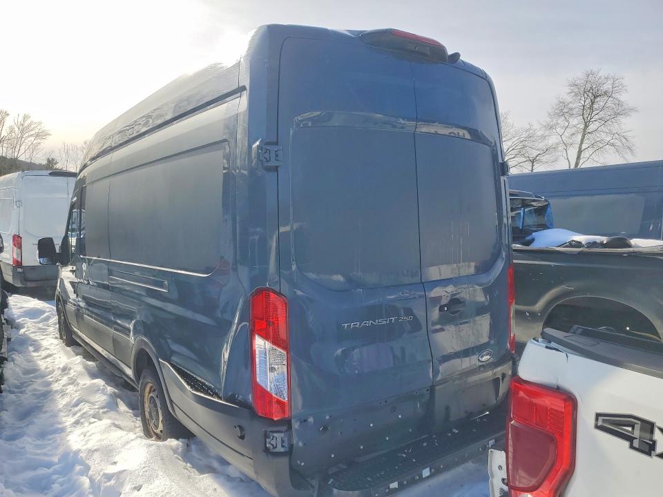 46963036 :رقم المزاد ، 1FTBR3X85LKB28089 vin ، 2020 Ford Transit مزاد بيع