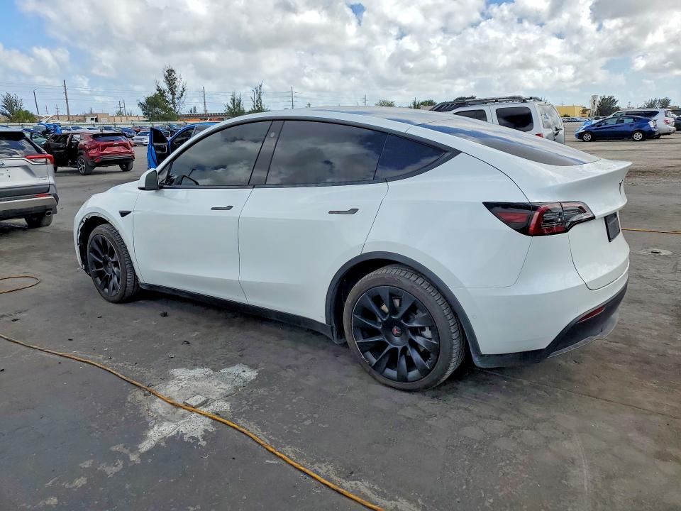 Продаж на аукціоні авто 2022 Tesla Model Y, vin: 7SAYGDEE1NF447295, номер лоту: 79973435