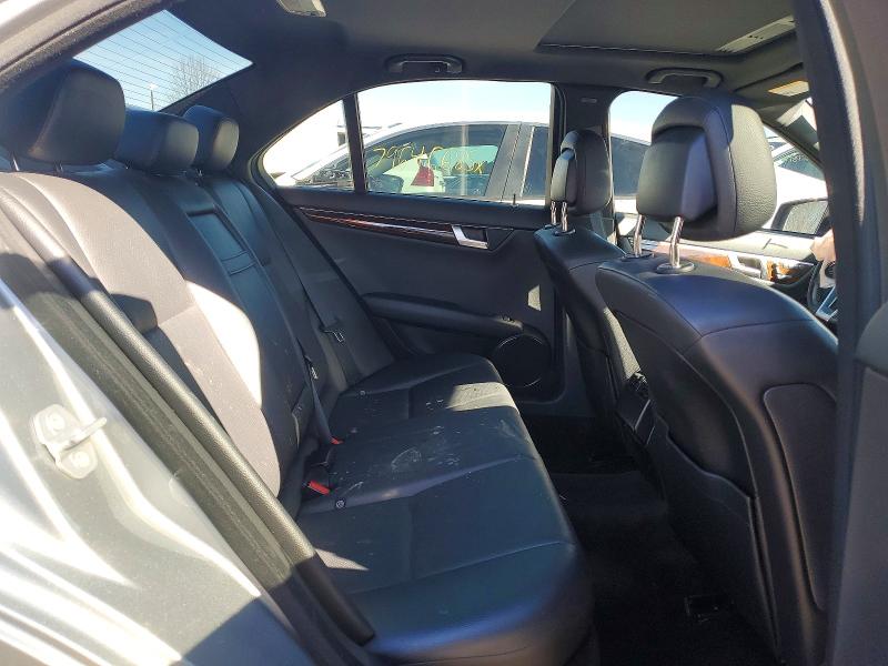 2012 Mercedes Benz C მანქანა იყიდება აუქციონზე, vin: WDDGF8BB1CR201065, აუქციონის ნომერი: 79822695