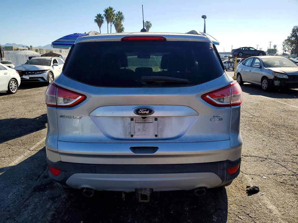 2016 Ford Escape მანქანა იყიდება აუქციონზე, vin: 1FMCU9G90GUB72845, აუქციონის ნომერი: 46492596