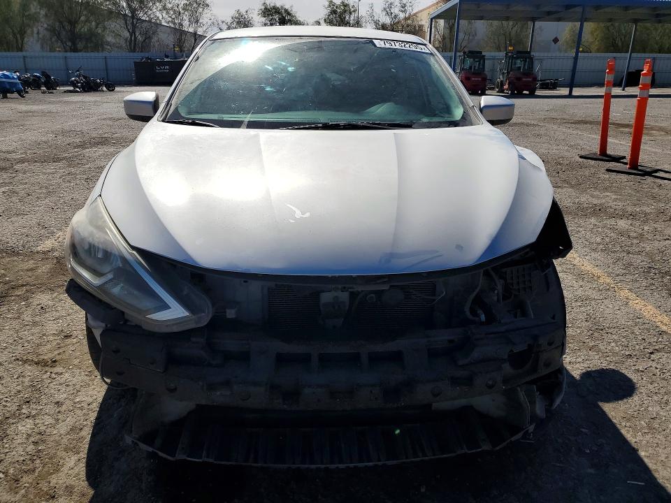 79732295 :رقم المزاد ، 3N1AB7AP8HY272514 vin ، 2017 Nissan Sentra مزاد بيع