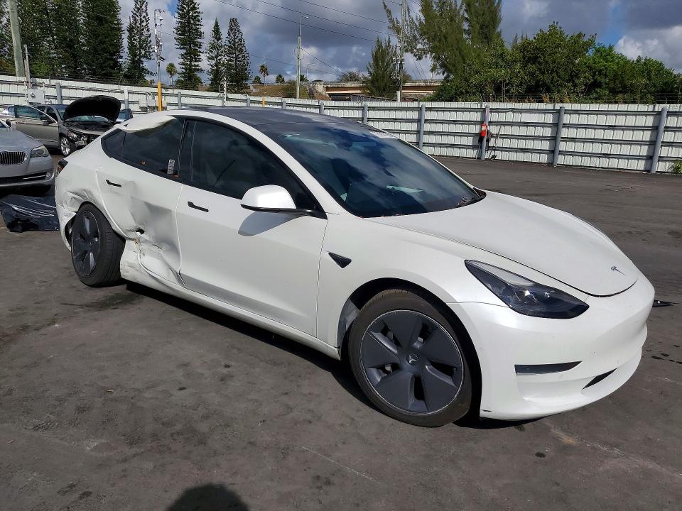 Продаж на аукціоні авто 2022 Tesla Model 3, vin: 5YJ3E1EA8NF163400, номер лоту: 78682195