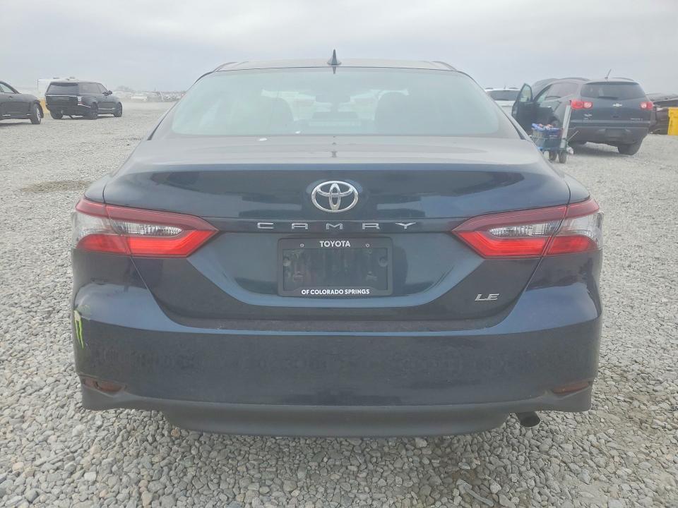 Продаж на аукціоні авто 2021 Toyota Camry, vin: 4T1C11AK5MU607344, номер лоту: 48196736