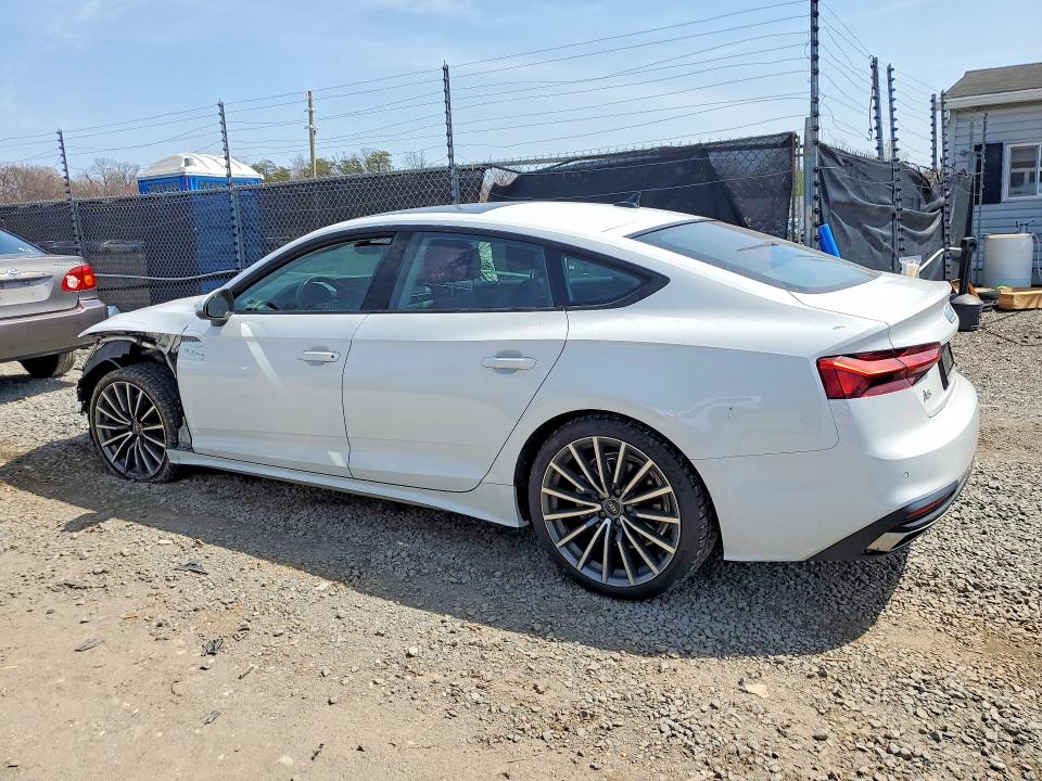 2022 Audi A5 მანქანა იყიდება აუქციონზე, vin: WAUCBCF54NA005115, აუქციონის ნომერი: 47969976