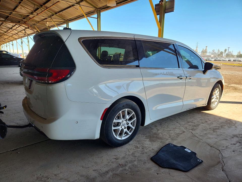 Продажа на аукционе авто 2023 Chrysler Pacifica, vin: 2C4RC1BG1PR575318, номер лота: 41644716