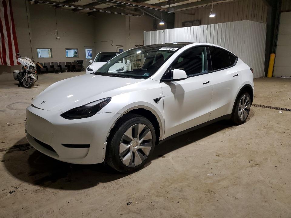 Продажа на аукционе авто 2023 Tesla Model Y, vin: 7SAYGDEE0PA172891, номер лота: 46927876