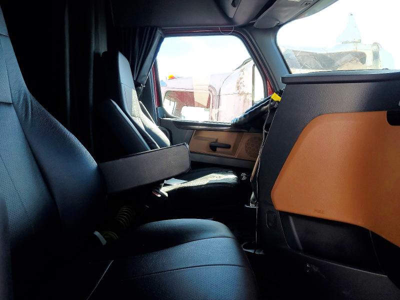 Продажа на аукционе авто 2021 Freigliner Cascadia 126, vin: 3AKJHHDR6MSMR6492, номер лота: 53126426
