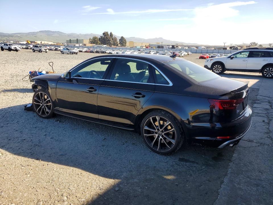 Продажа на аукционе авто 2018 Audi S4, vin: WAUB4AF49JA207556, номер лота: 41614616