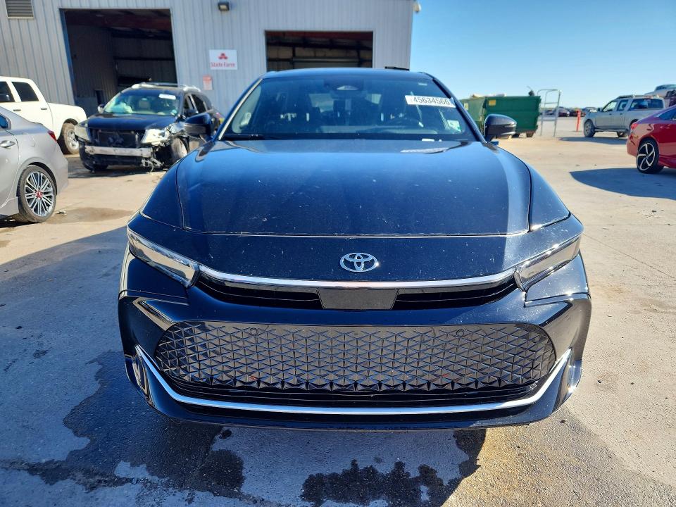 Продажа на аукционе авто 2025 Toyota Crown, vin: JTDAAAAF4S3034390, номер лота: 45634566