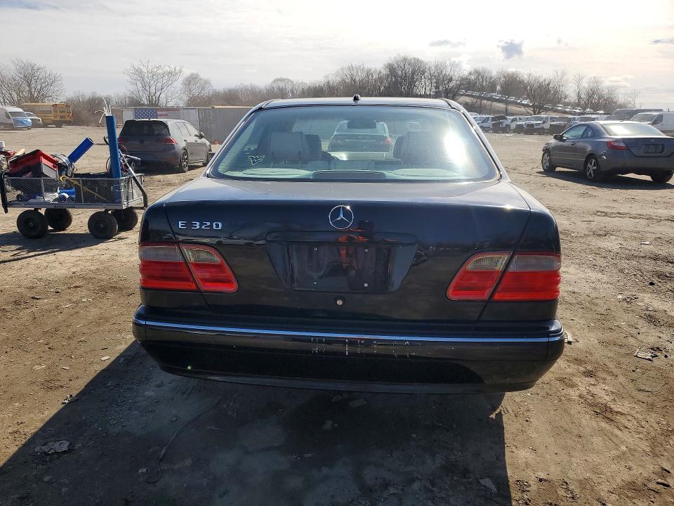 2001 Mercedes-benz E-class მანქანა იყიდება აუქციონზე, vin: WDBJF65J91B322566, აუქციონის ნომერი: 46408116