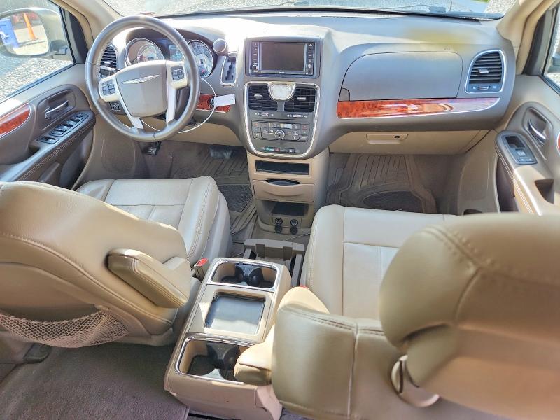 2014 Chrysler Town & Country მანქანა იყიდება აუქციონზე, vin: 2C4RC1BG4ER270697, აუქციონის ნომერი: 47792536