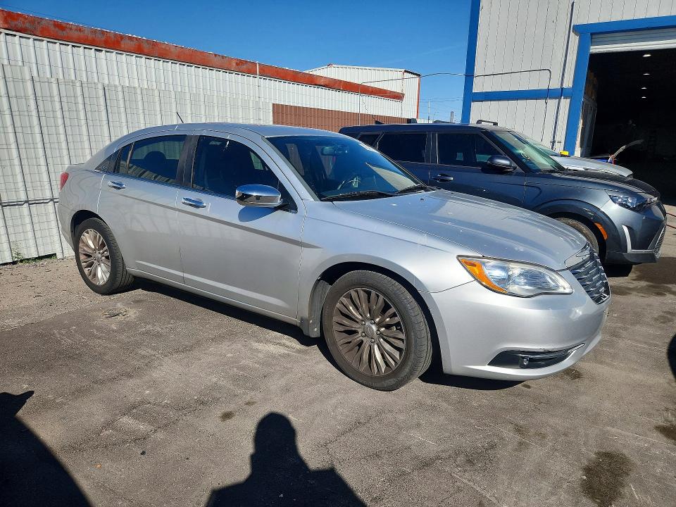 45486316 :رقم المزاد ، 1C3CCBCG1CN101889 vin ، 2012 Chrysler 200 مزاد بيع