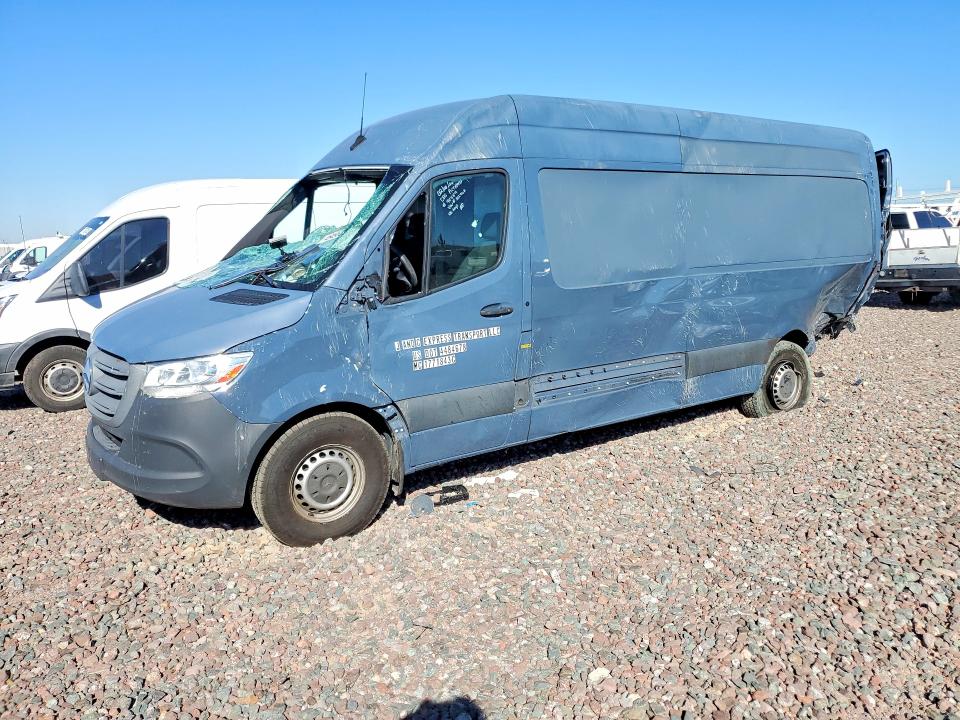 46496326 :رقم المزاد ، WD4PF1CD7KT012462 vin ، 2019 Mercedes Benz Sprinter مزاد بيع