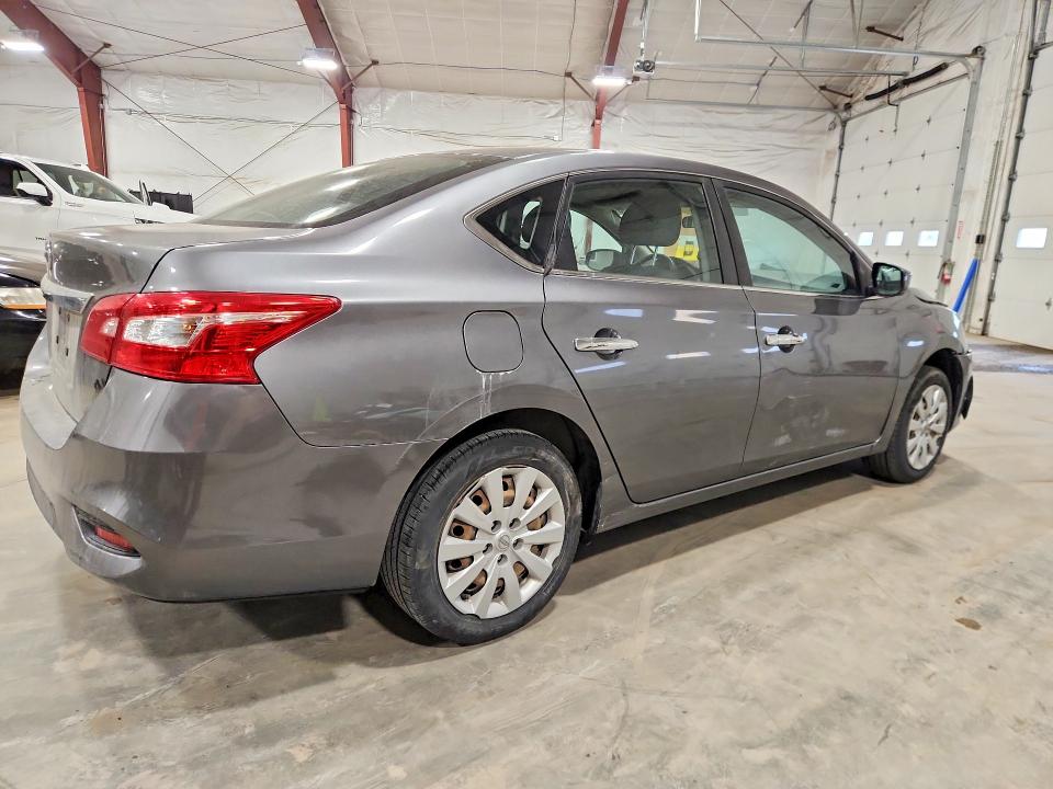 Продажа на аукционе авто 2017 Nissan Sentra, vin: 3N1AB7AP5HY397308, номер лота: 46667736