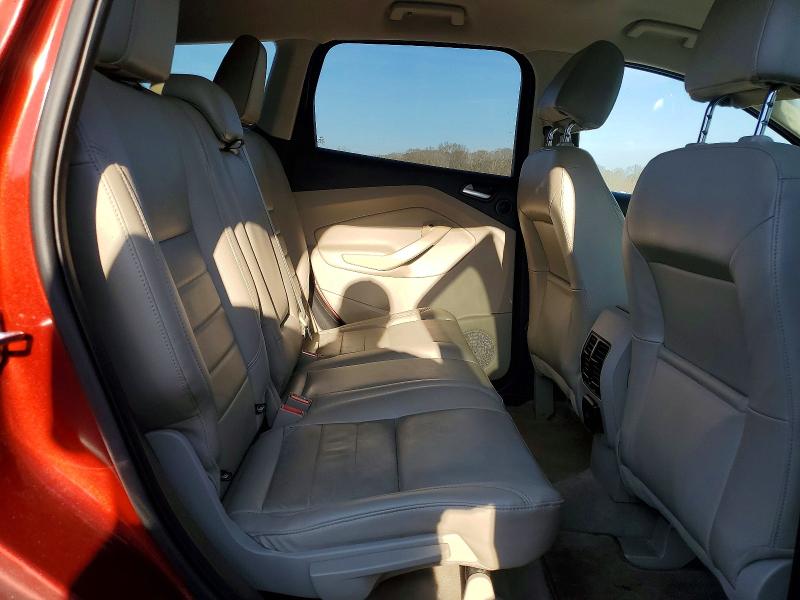 2015 Ford Escape მანქანა იყიდება აუქციონზე, vin: 1FMCU0JXXFUA31119, აუქციონის ნომერი: 41689906