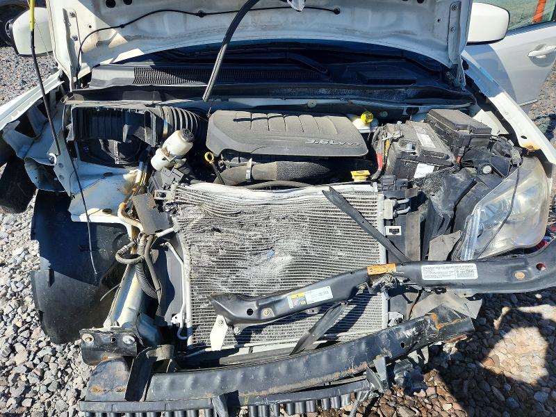 2013 Chrysler Town & Country მანქანა იყიდება აუქციონზე, vin: 2C4RC1BG4DR563921, აუქციონის ნომერი: 46341976