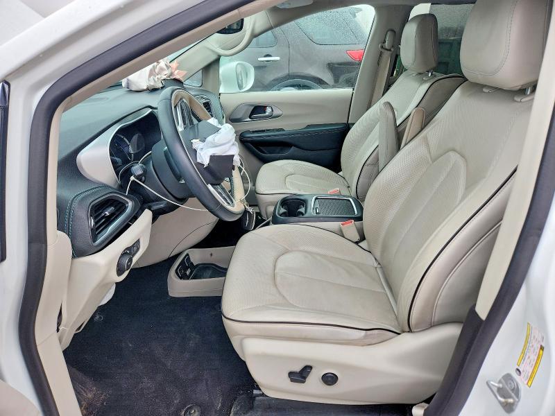 41752176 :رقم المزاد ، 2C4RC1N7XJR139697 vin ، 2018 Chrysler Pacifica مزاد بيع