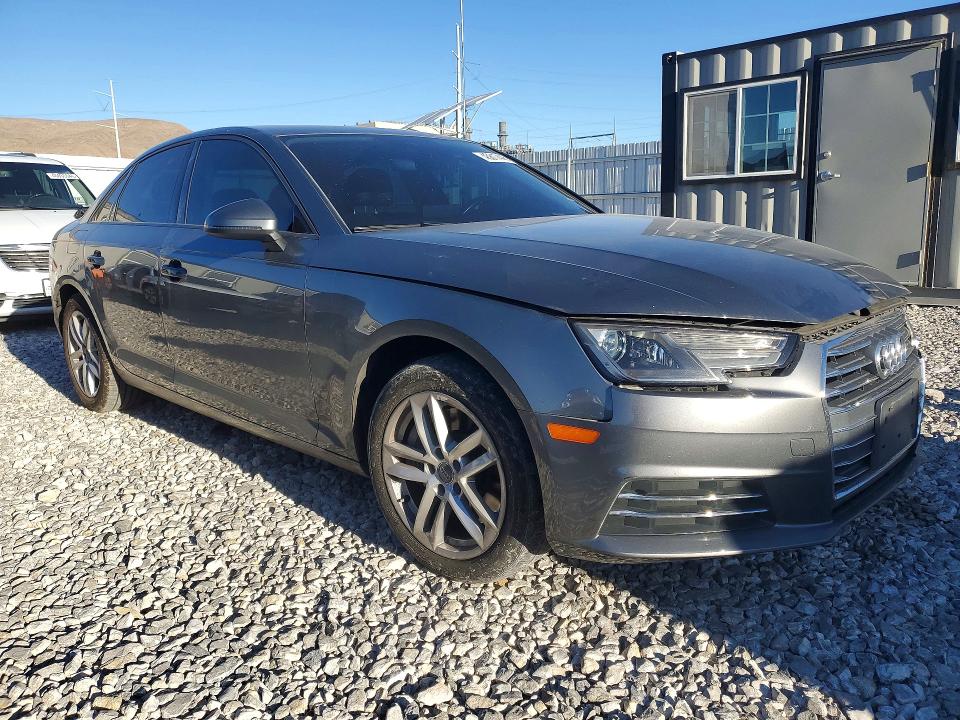 Продаж на аукціоні авто 2017 Audi A4, vin: WAUGNAF46HN031653, номер лоту: 45817446