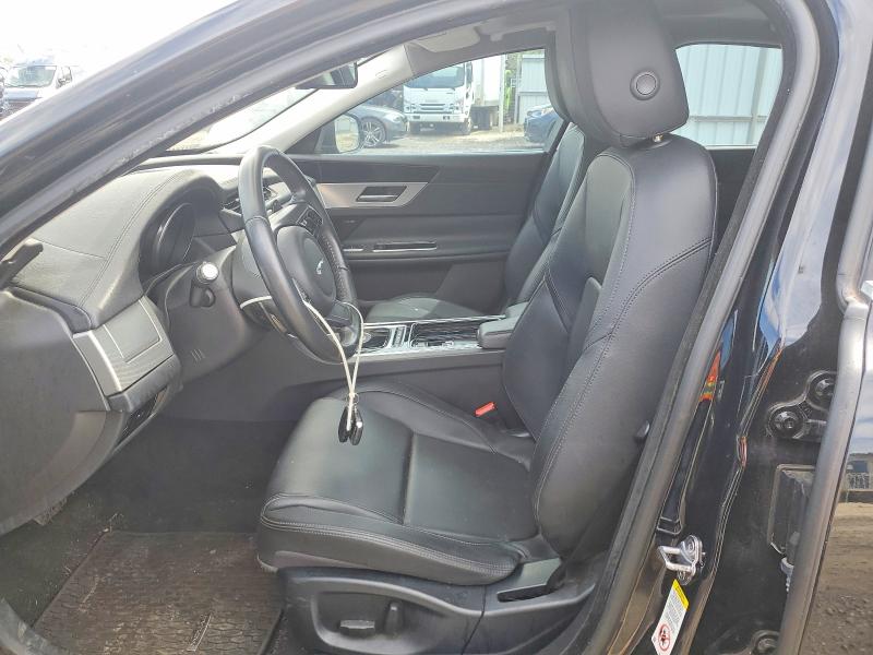 Продаж на аукціоні авто 2018 Jaguar Xf, vin: SAJBD4FX5JCY58090, номер лоту: 77806885