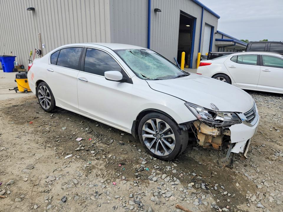 47553836 :رقم المزاد ، 1HGCR2F53FA006543 vin ، 2015 Honda Accord مزاد بيع