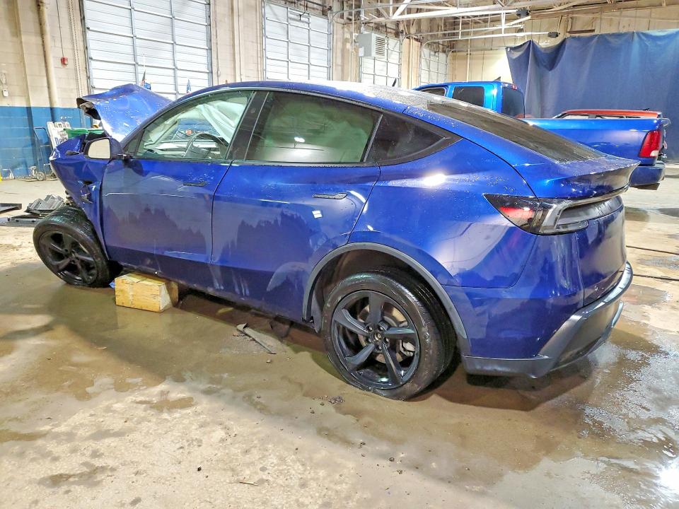 46037936 :رقم المزاد ، 7SAYGDEE8TF439966 vin ، 2026 Tesla Model Y مزاد بيع