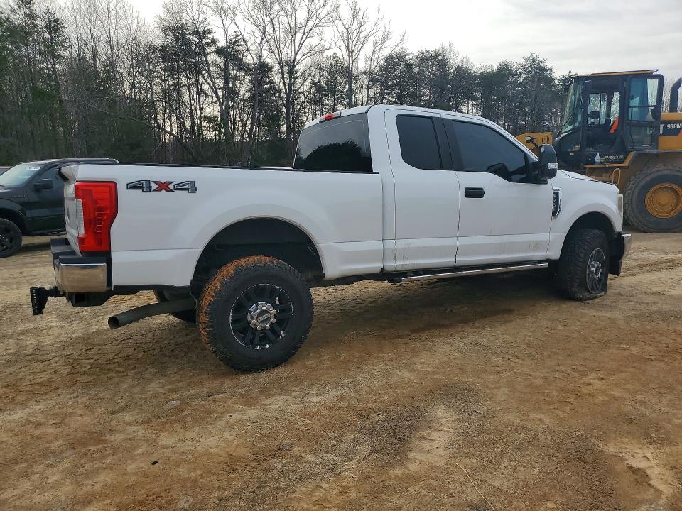 79349815 :رقم المزاد ، 1FT7X2B68KEF21397 vin ، 2019 Ford F250 مزاد بيع