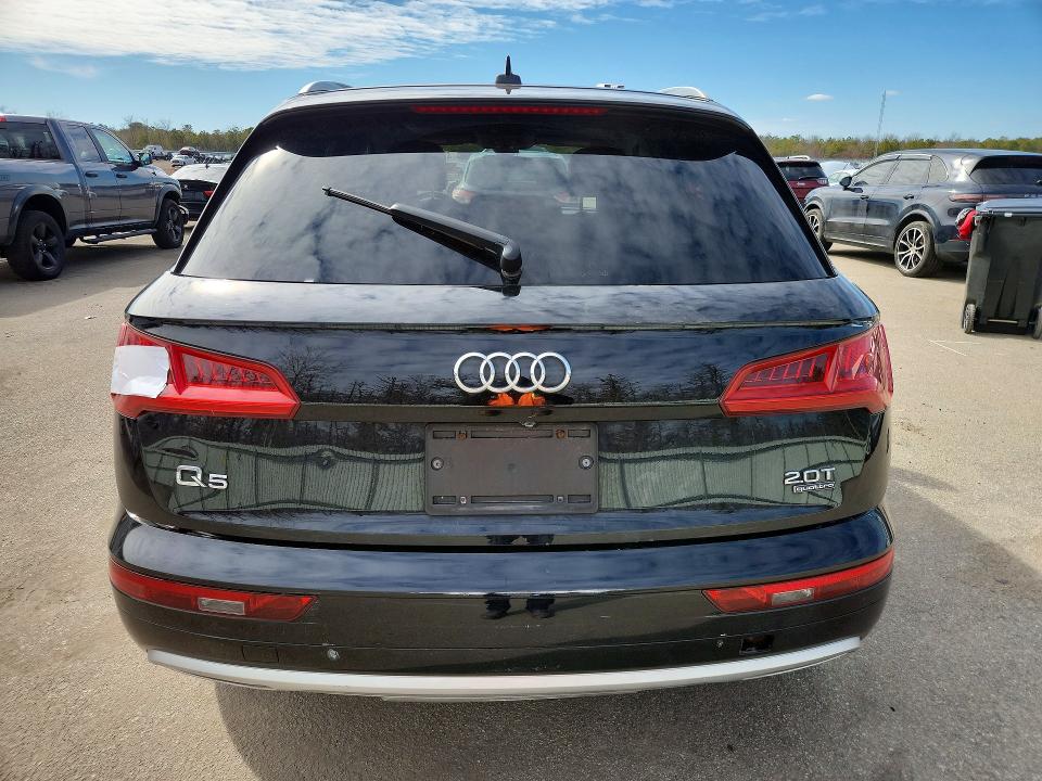 Продажа на аукционе авто 2018 Audi Q5, vin: WA1ANAFY0J2008804, номер лота: 46323926