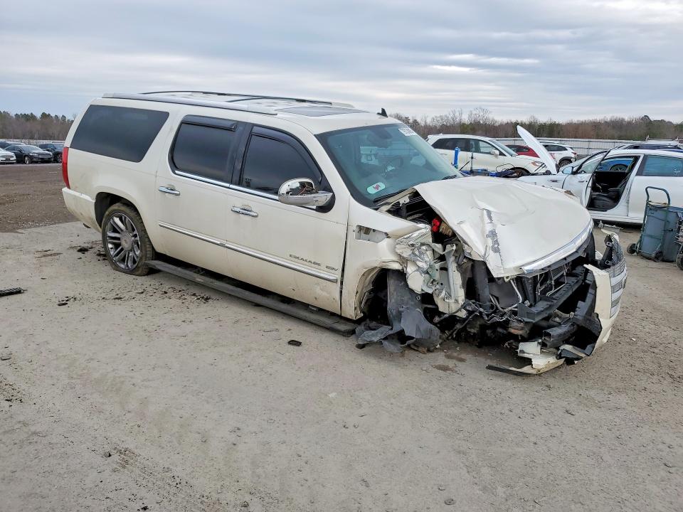 Auction sale of the 2012 Cadillac Escalade, vin: 1GYS4KEF9CR204621, lot number: 79733005