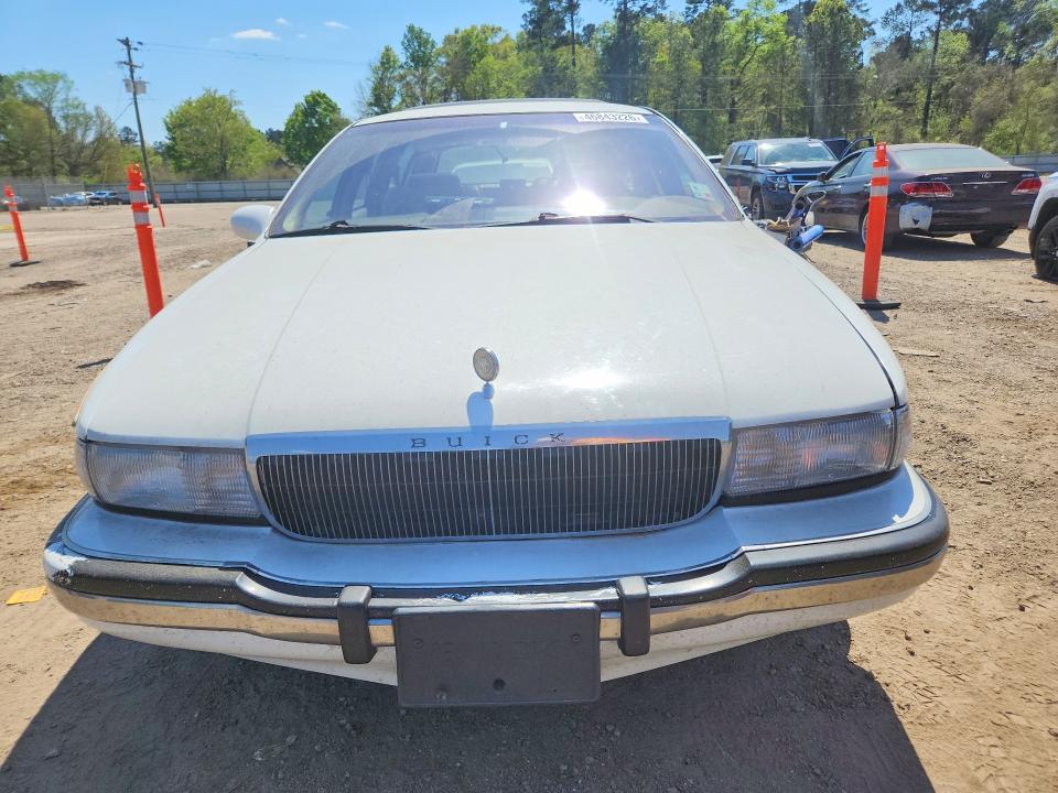 1996 Buick Roadmaster მანქანა იყიდება აუქციონზე, vin: 1G4BR82P8TR414310, აუქციონის ნომერი: 46843226