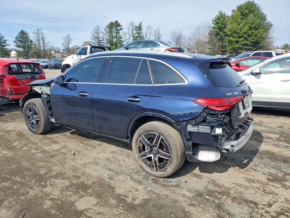 Продаж на аукціоні авто 2024 Mercedes-benz Glc, vin: W1NKM4HB6RF205772, номер лоту: 46470646