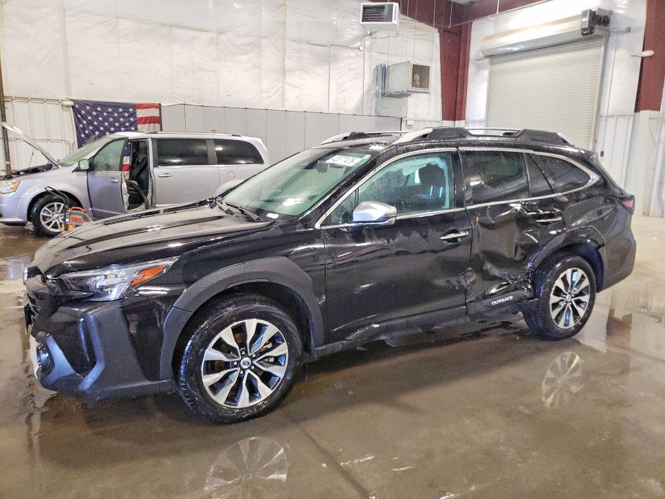 42077476 :رقم المزاد ، 4S4BTAPC2R3158434 vin ، 2024 Subaru Outback مزاد بيع
