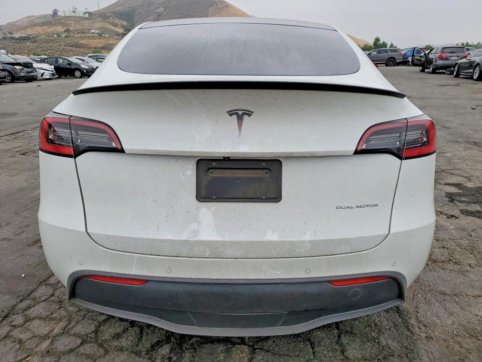 48153486 :رقم المزاد ، 5YJYGDEE6LF052619 vin ، 2020 Tesla Model Y مزاد بيع
