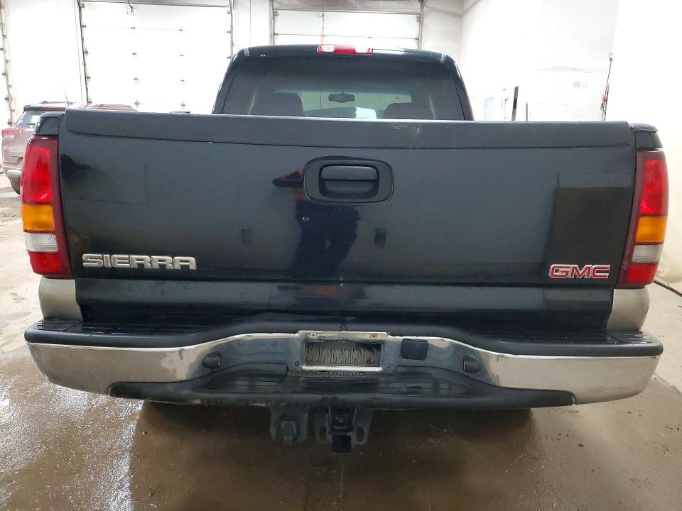 46212666 :رقم المزاد ، 2GTEK19T521124775 vin ، 2002 Gmc New Sierra مزاد بيع