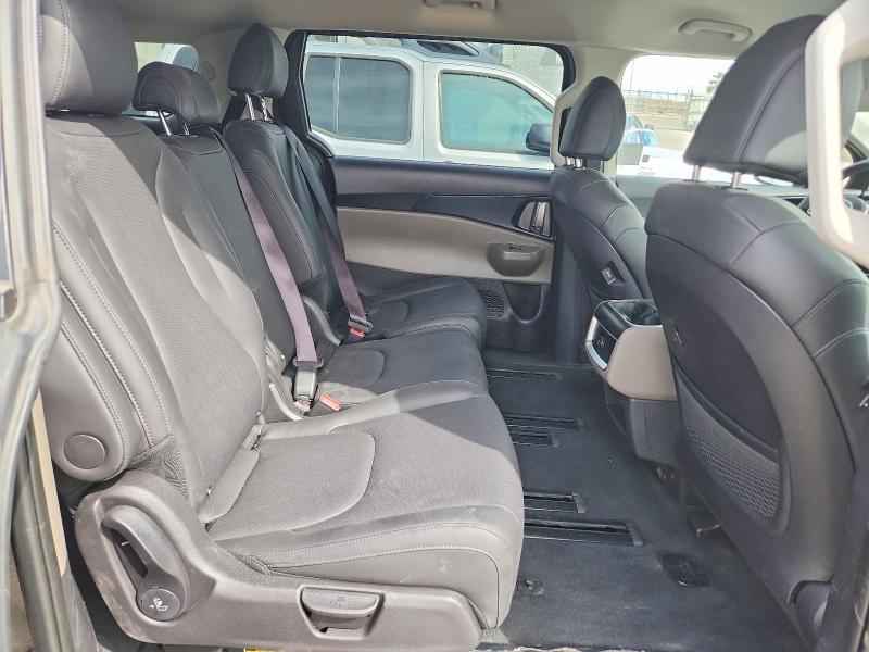 2026 Kia Carnival მანქანა იყიდება აუქციონზე, vin: KNDNB5K32T6598937, აუქციონის ნომერი: 47800596