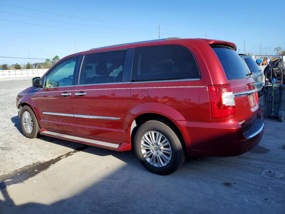 2015 Chrysler Town & Country მანქანა იყიდება აუქციონზე, vin: 2C4RC1JG8FR741219, აუქციონის ნომერი: 41701436