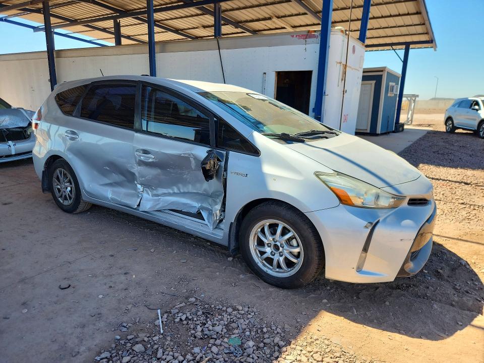 2015 Toyota Prius V მანქანა იყიდება აუქციონზე, vin: JTDZN3EU4FJ026075, აუქციონის ნომერი: 47643906