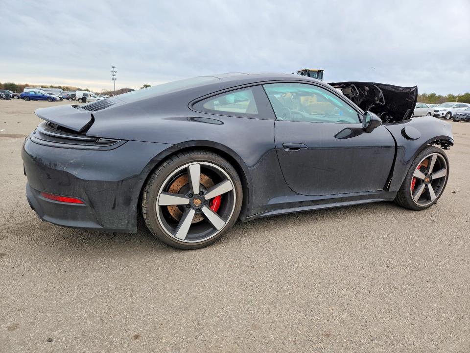 46194766 :رقم المزاد ، WP0AH2A93TS213118 vin ، 2026 Porsche 911 مزاد بيع