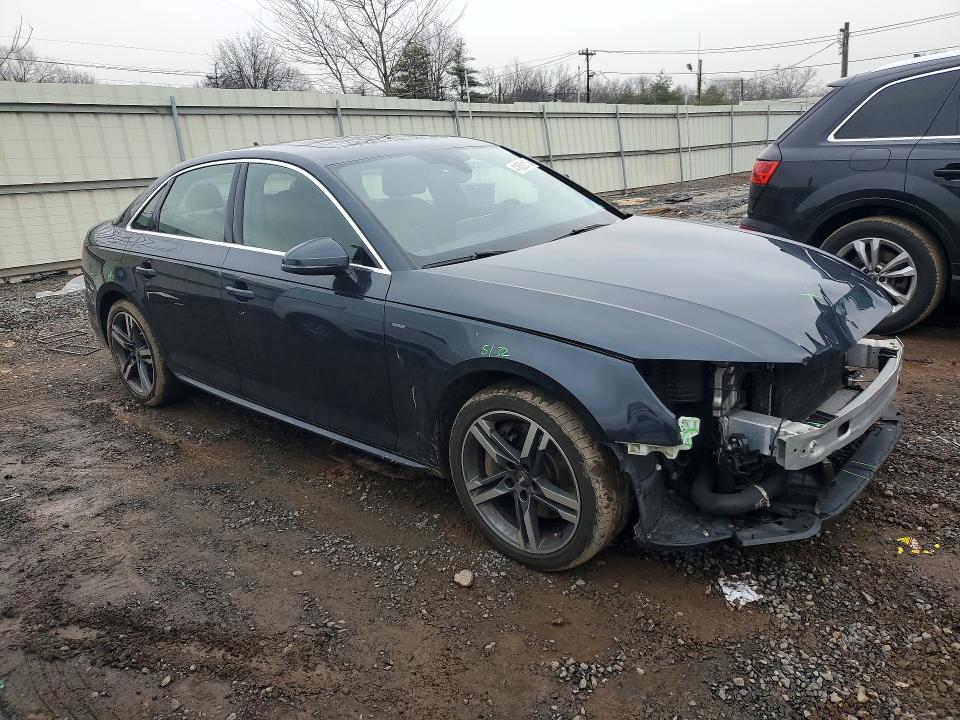Продажа на аукционе авто 2018 Audi A4, vin: WAUENAF46JA232330, номер лота: 41659116