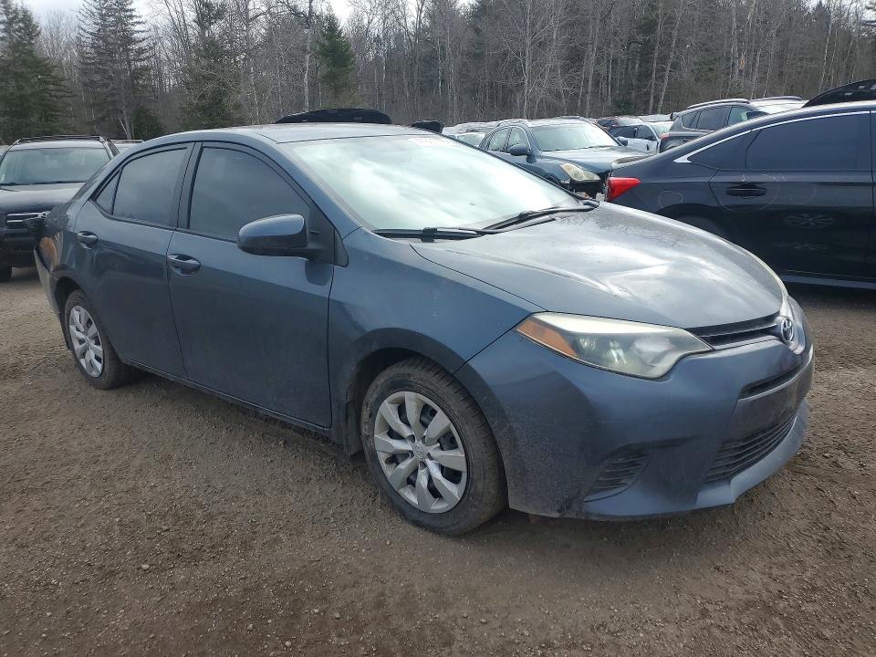 41801116 :رقم المزاد ، 2T1BURHE8FC326399 vin ، 2015 Toyota Corolla مزاد بيع