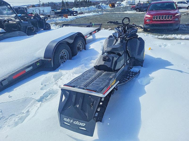 46501286 :رقم المزاد ، 2BPSTVPA6PV000121 vin ، 2023 Ski-doo Snowmobile مزاد بيع