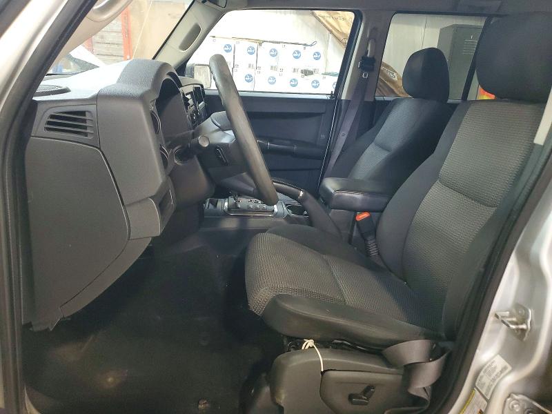 2010 Jeep Commander მანქანა იყიდება აუქციონზე, vin: 1J4RG4GK6AC104407, აუქციონის ნომერი: 41661656