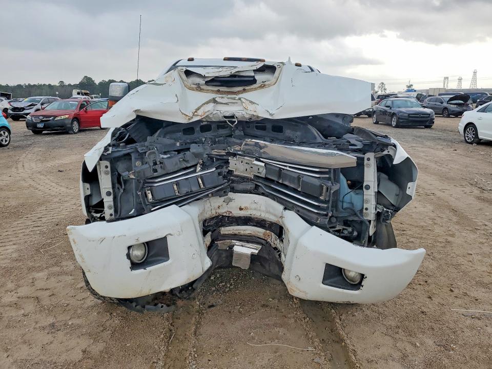 Продажа на аукционе авто 2017 Chevrolet Silverado, vin: 1GC1KXEY5HF230924, номер лота: 41826636